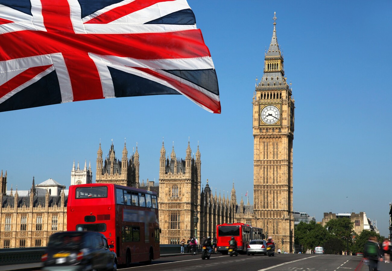 Parlament i Big Ben, London avionom