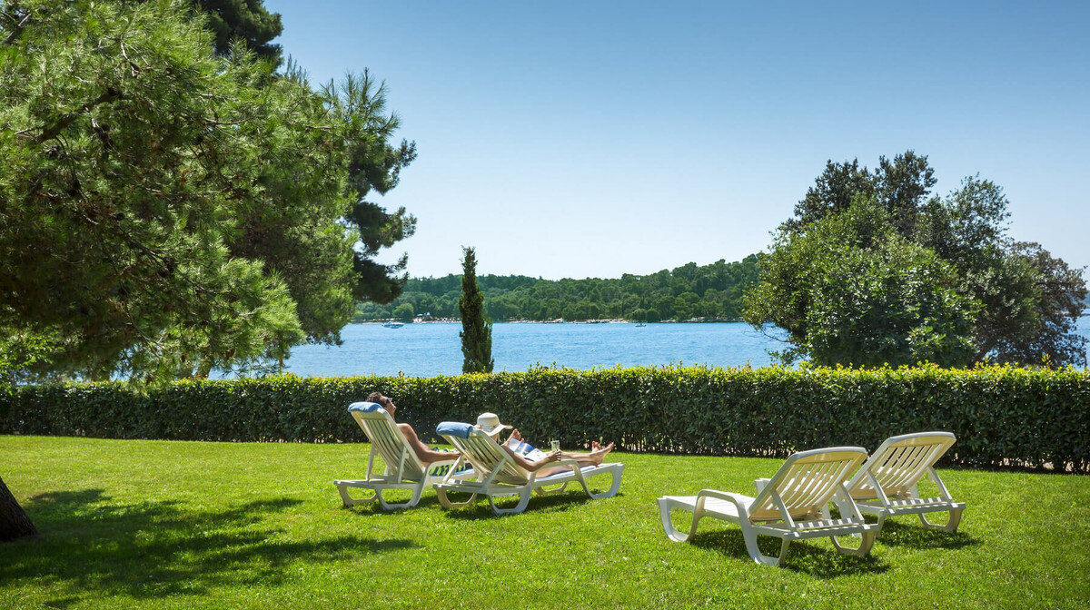 Rovinj, Hotel Katarina, ležaljke