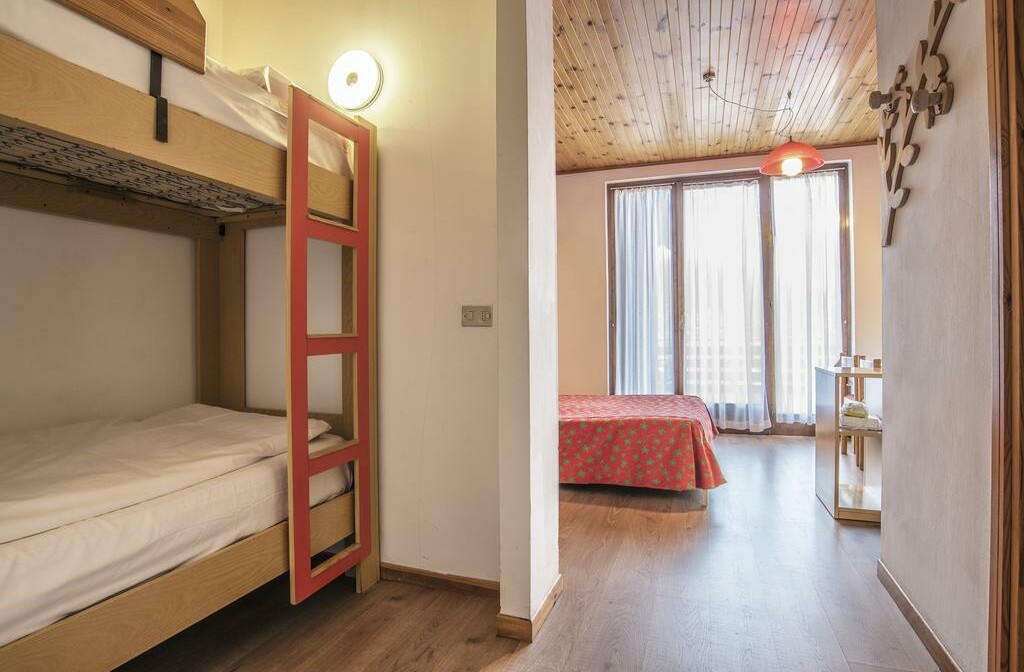 Skijanje u Italiji, skijalište Folgaria, Apartmani Alaska Club Residence, krevet na kat