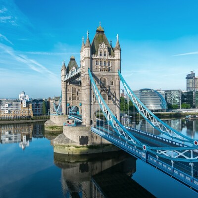 Tower bridge i Shard na garantirani polazak za London