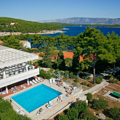 Jelsa, Hotel Hvar, bazen