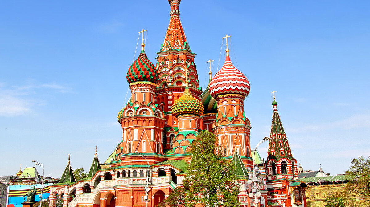 Šareni tornjevi Svetog Vaslija, Putovanje u Rusiju avionom, garantirani polazak