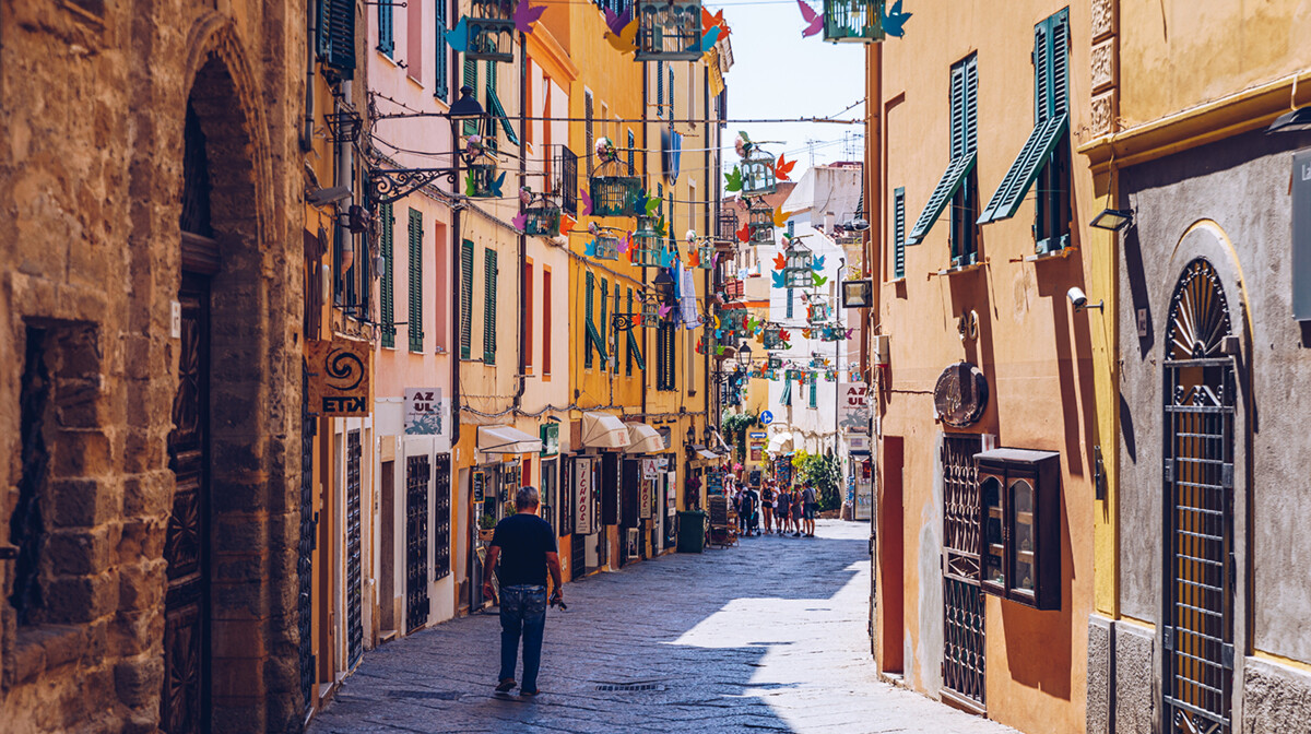 Alghero, putovanje na Sardiniju, putovanje zrakoplovom, garantirani polazak