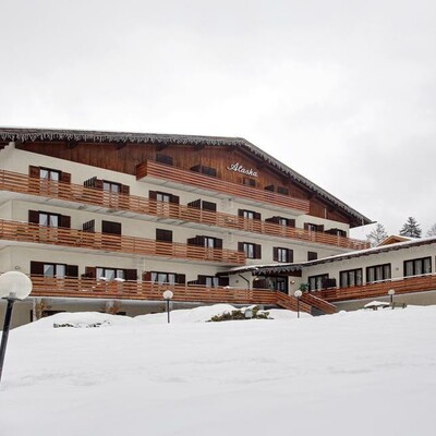 Skijanje u Italiji, skijalište Folgaria, Apartmani Alaska Club Residence, pogled izvana