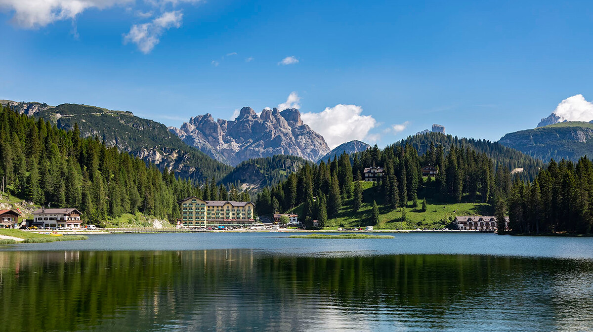 Skijanje u Italiji, skijalište Cortina d’Ampezzo, Grand hotel Misurina, proljeće