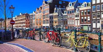 Bicikli na putovanju u Amsterdam