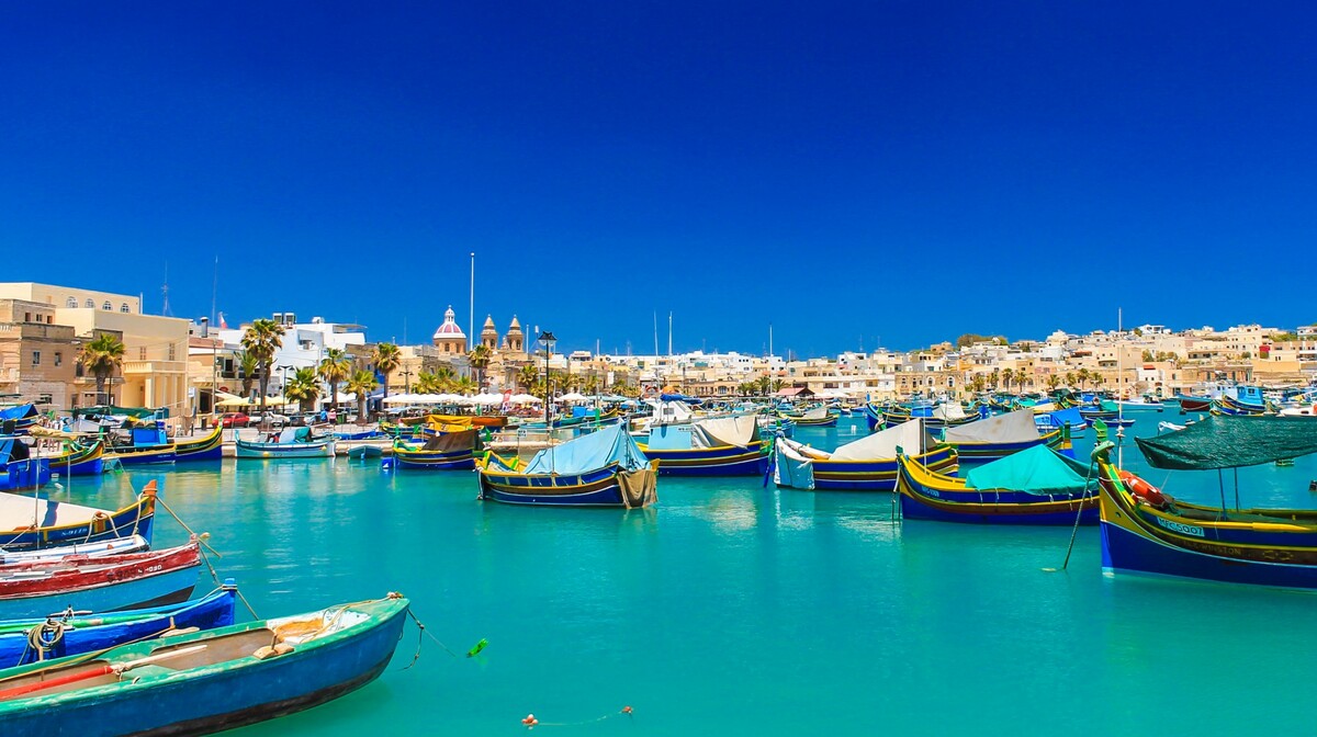 Ribarsko mjesto Marsaxlokk, ljetovanje Mediteran, Nova godina Malta, posebnim zrakoplovom