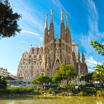 crkva Sagrada Familia, putovanje Barelona, krstarenje Mediteranom, garantirani polasci