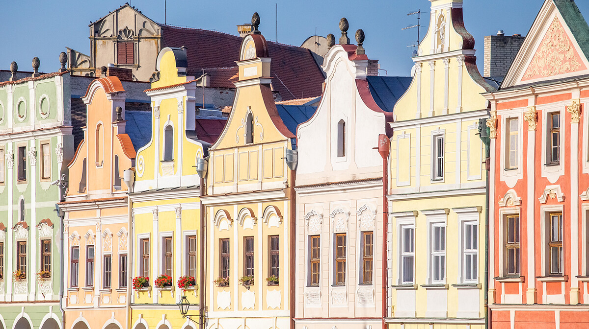 Stare zgrade u Telču, putovanje u Prag, putovanje autobusom, garantirani polasci