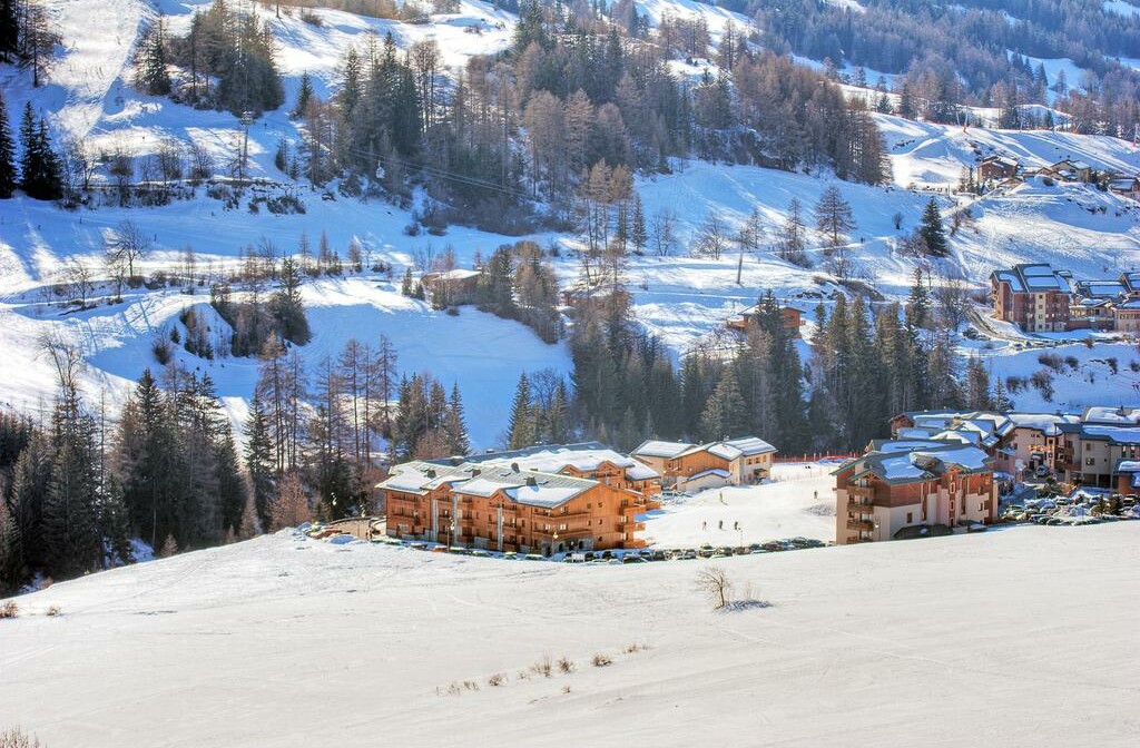 Skijanje u Francuskoj, Val Cenis, Les Balcons de Val Cenis Le Haut, izvana.