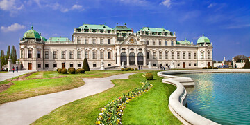 Dvorac Belvedere i vrtovi, putovanje u Beč