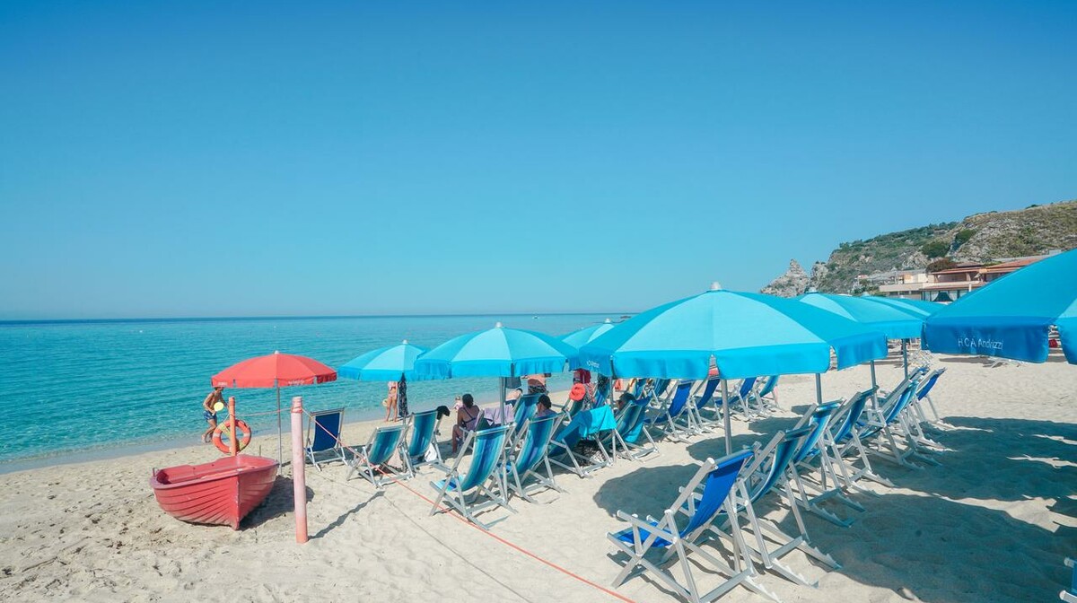 Italija Kalabrija, Capo Vaticano, Ricadi, Hotel Costa Azzurra, plaža