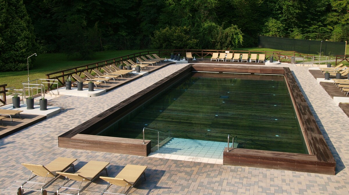 Terme Šmarješke Toplice, drveni bazen