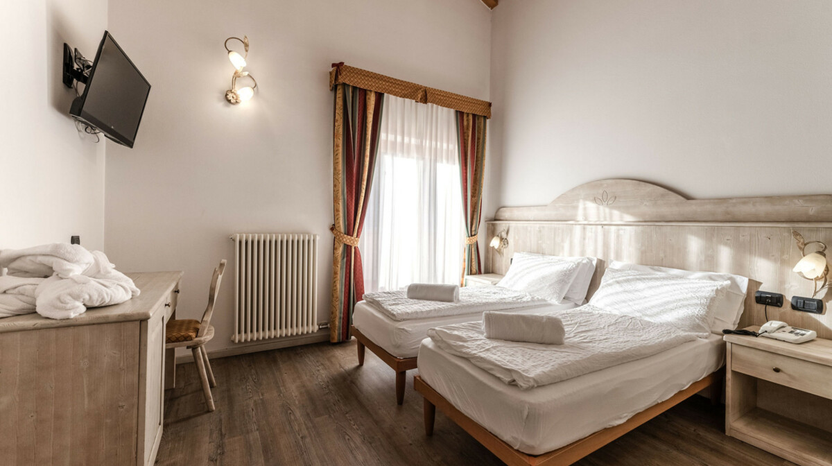 Val di Sole, Hotel Saso Rosso  twin soba, Rododendro
