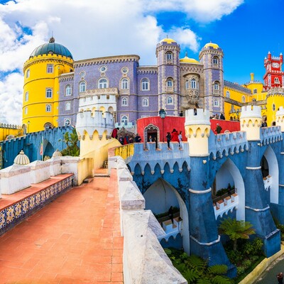 Prekrasna palača Pena na putovanju u Portugal