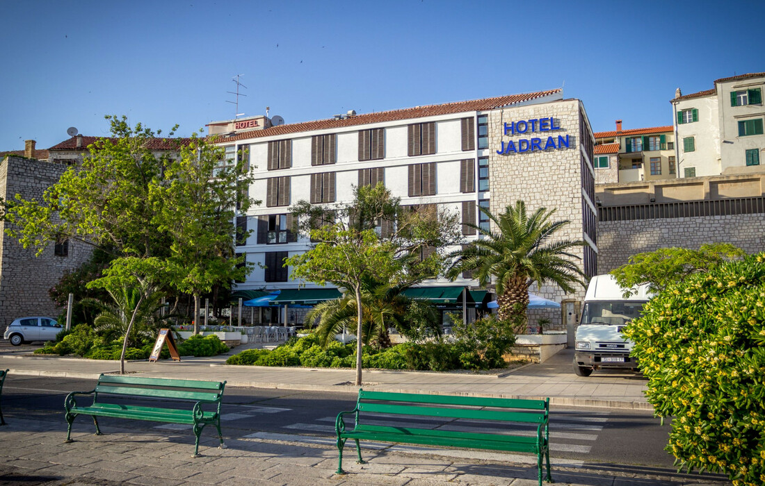 Šibenik, Hotel Jadran