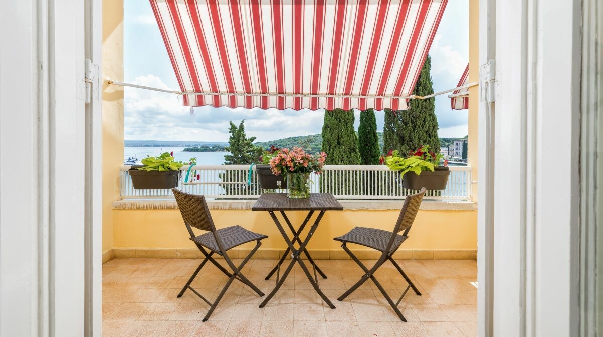 Hotel Karmen, balkon