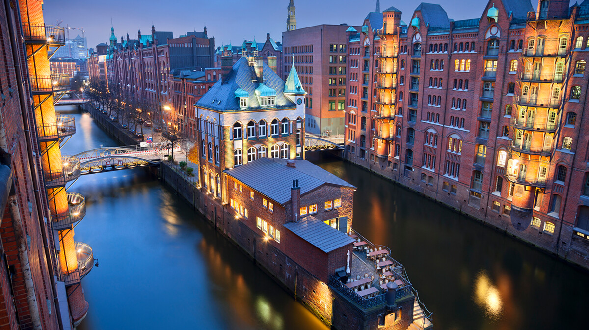 Speicherstadt noću, Mondo travel, europska putovanja, garantirani polazak