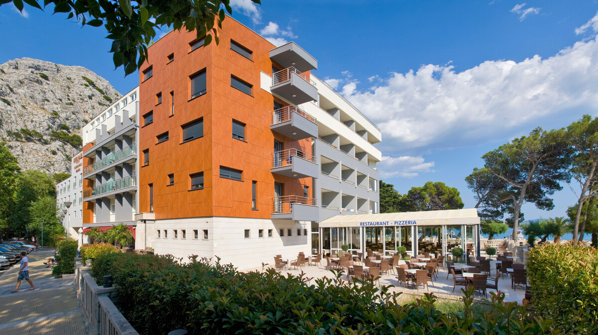 Omiš, Hotel Plaža, hotel