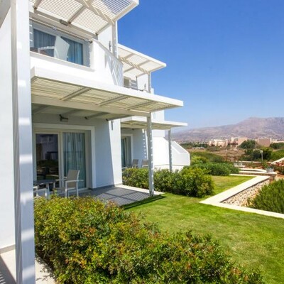 THALASSA SUITES