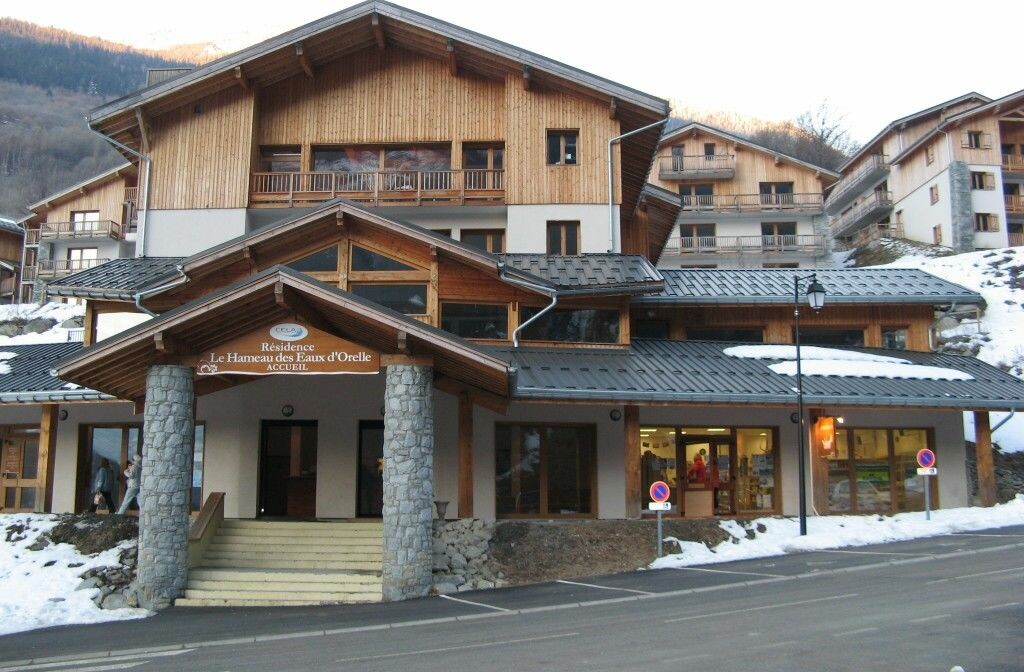 Skijanje u Francuskoj, Val Thorens, Residence Le Hameau des Eaux d’ Orelle, izvana