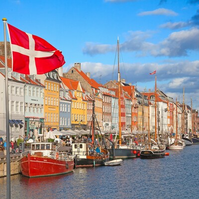 Kopenhagen, šarene zgrade i stari jedrenjaci, putovanje zrakoplovom