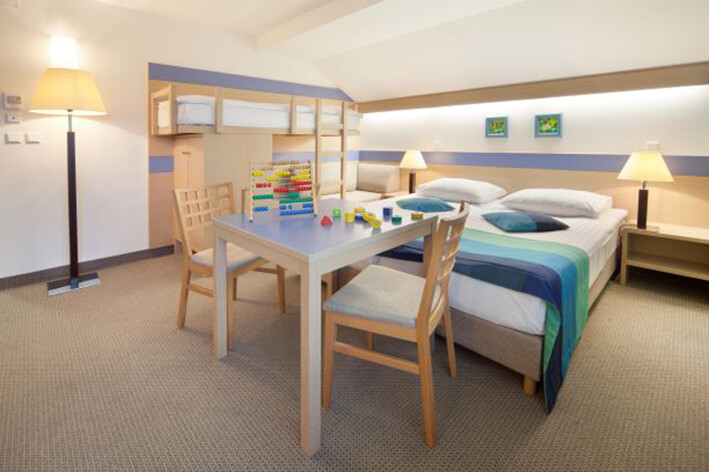 Skijanje i wellness u Sloveniji, Bled, Garni Hotel Savica, obiteljska soba