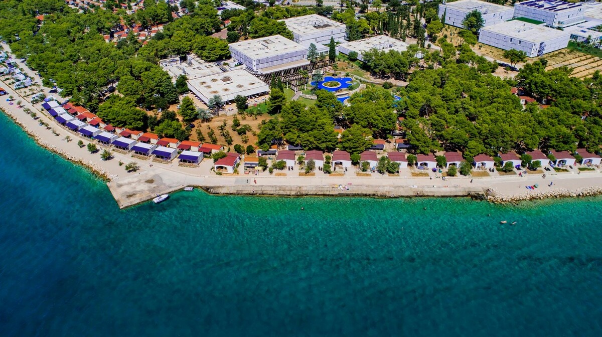 Solaris, Hotel Niko, panorama