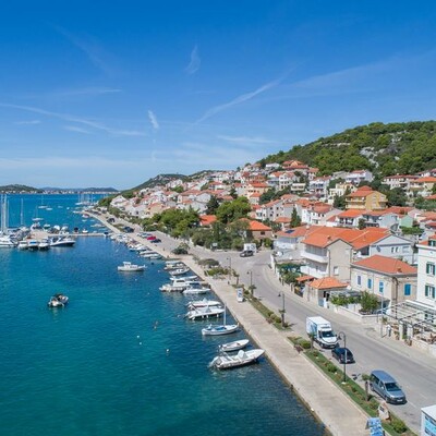 Tisno, Otok Murter