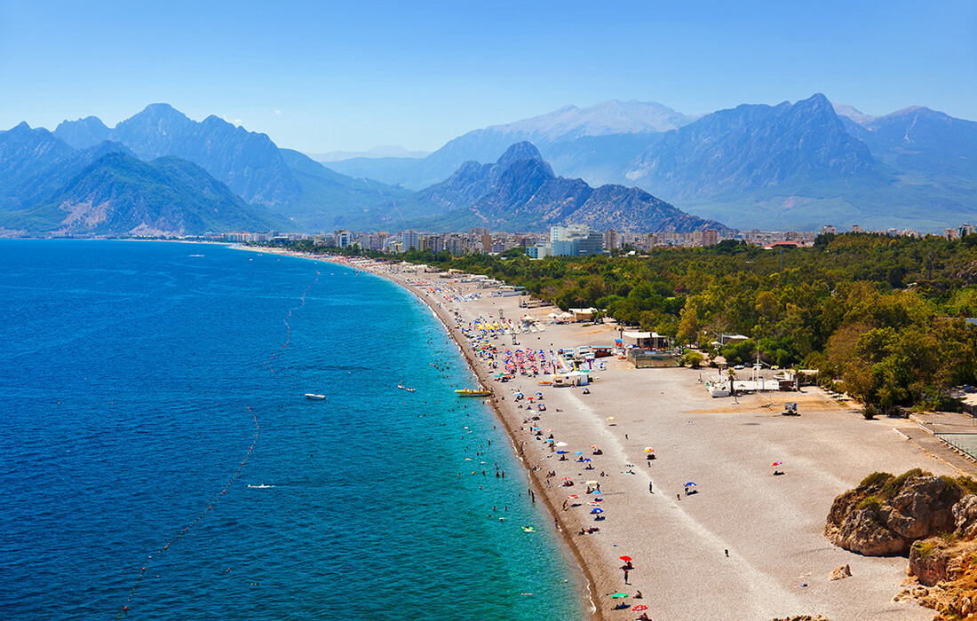 Turska, Antalya, duga pješčana plaža, ljetovanje na mediteranu, putovanje zrakoplovom,charter letovi
