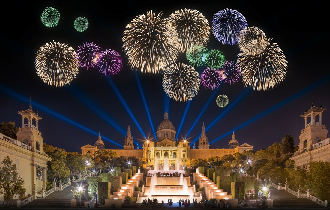 Vatromet iznad Nacionalne palače, putovanje Nova godina u Barceloni, mondo travel