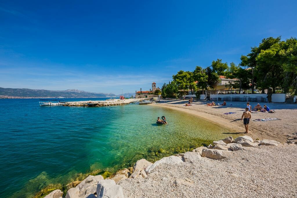 Čiovo, Hotel Sveti Križ, plaža