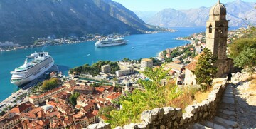 Kotor-stari primorski grad i pitoreskna mediteranska luka, putovanje autobusom, Mondo travel