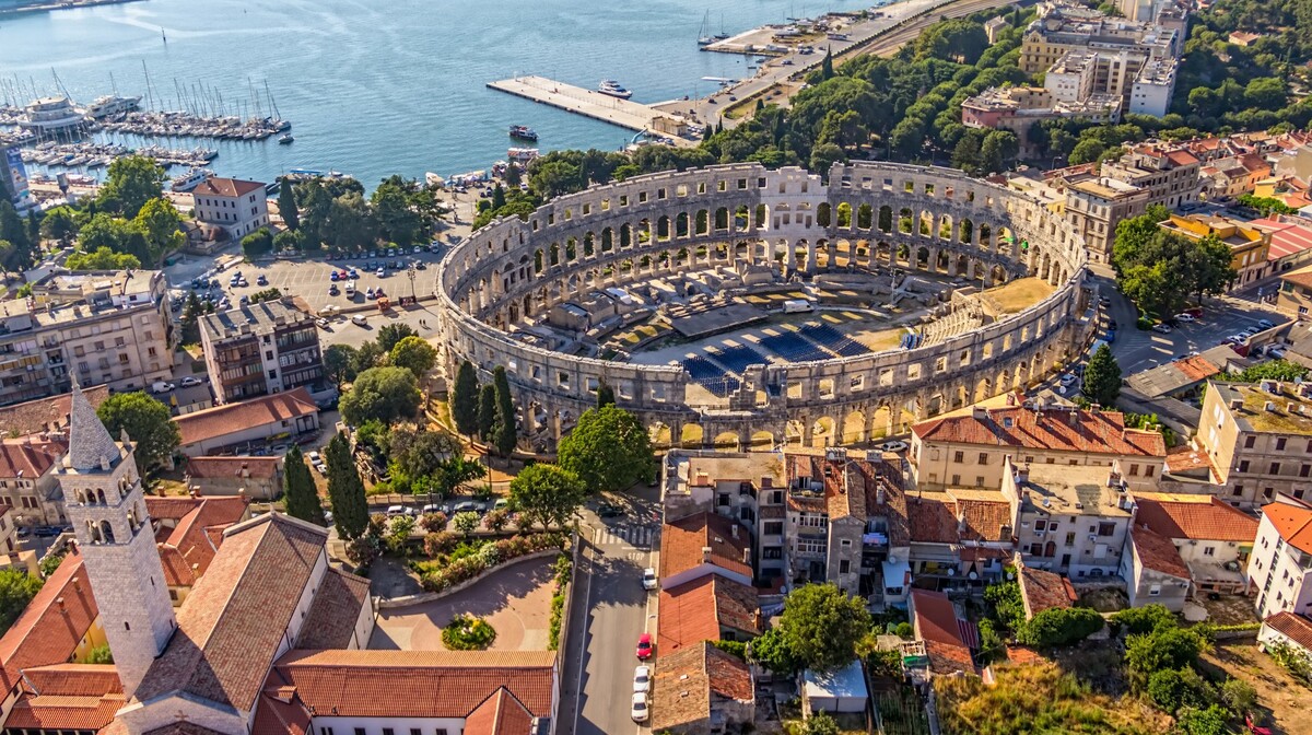 istra, Pula, Arena, mondo travel