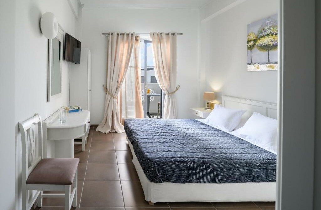 Grčka, Santorini, Afroditi Venus Beach Resort 4*