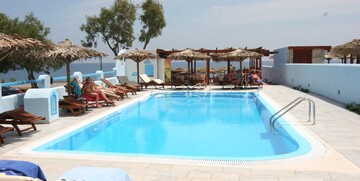 Hotel Perissa Bay, bazen