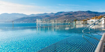 Hilton Rijeka Costabella Beach Resort & Spa, vanjski bazen