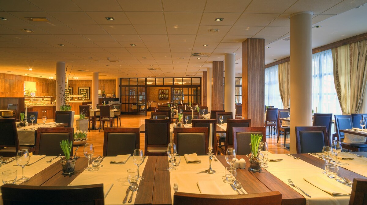 Restoran hotela Arena, Mariborsko pohorje, mondo travel