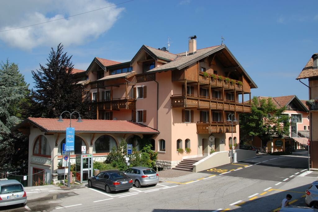 Skijanje u Italiji, skijalište Folgaria, Residence Serrada, pogled izvana