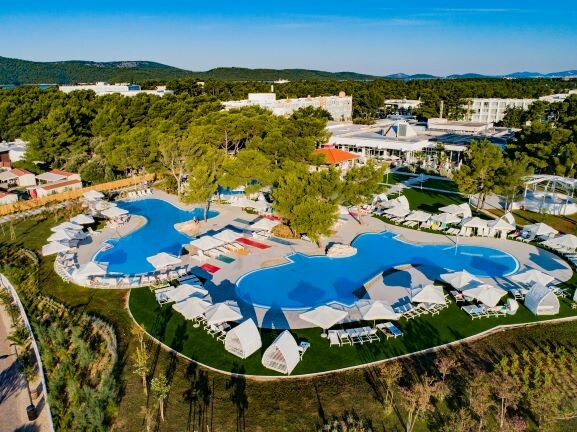 Solaris, Hotel Andrija, vanjski bazeni