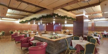 Skijanje u Italiji, Hotel Regina e Fassa, kamin