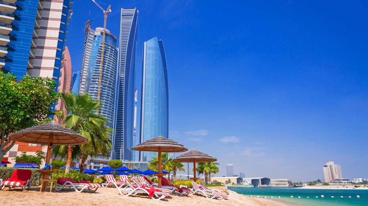 Plaža uz panoramu nebodera, putovanje u Dubai, Emirati, grupni polasci, daleka putovanja