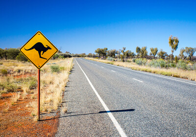 znak za klokana na cesti, putovanje australija, daleka putovanja, garantirani polasci