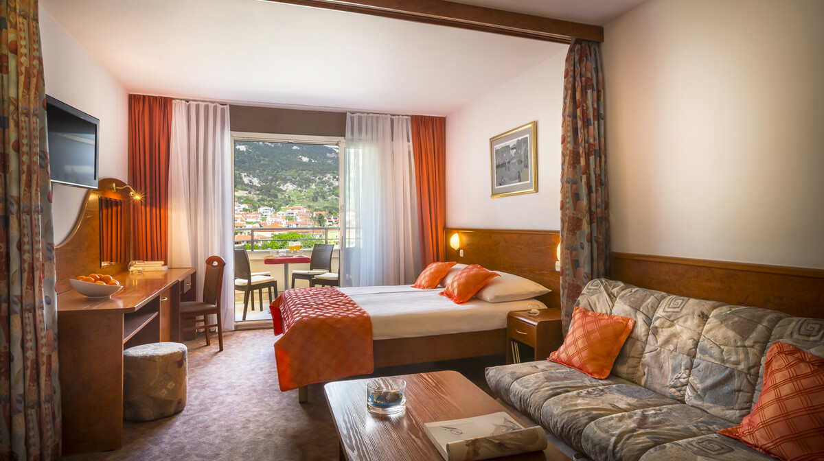 Ljetovanje u Baškoj, Otok Krk, Valamar, Corinthia Baška Sunny hotel, standard obiteljska soba