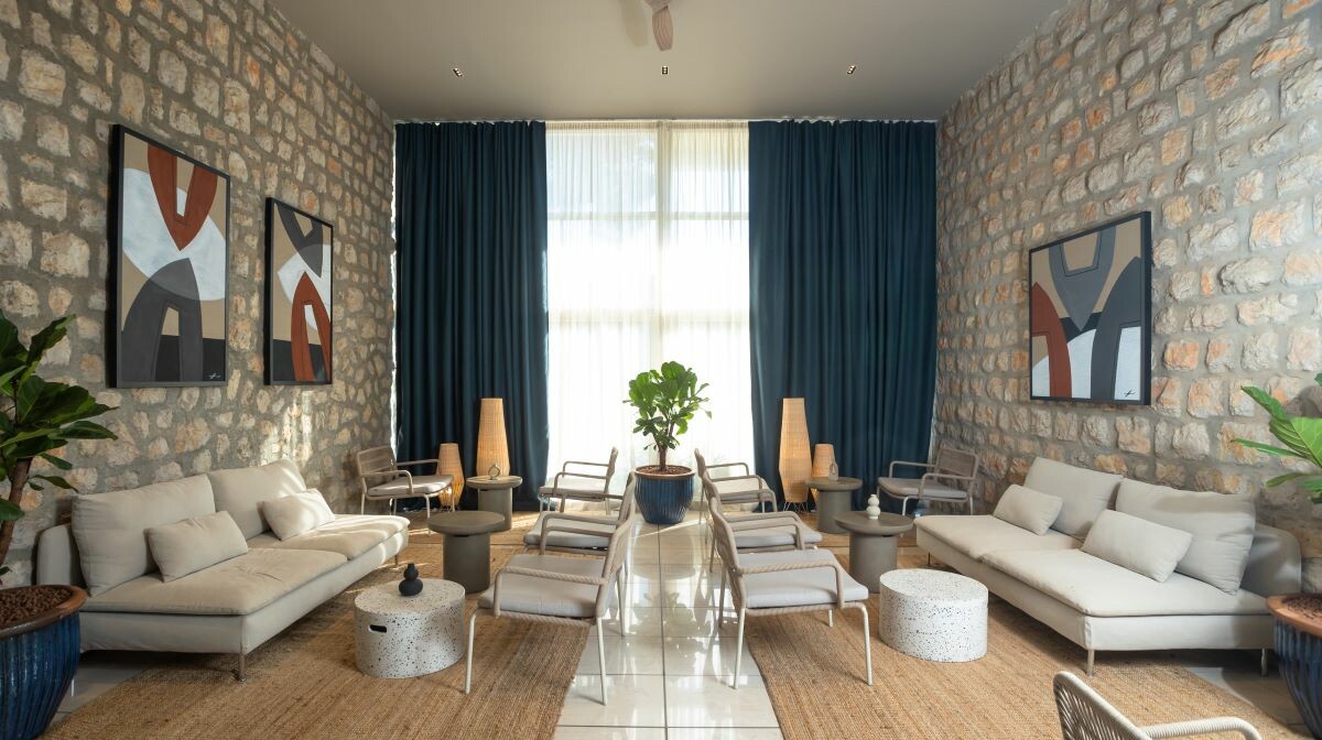 Biograd, Hotel Adria, lobby bar