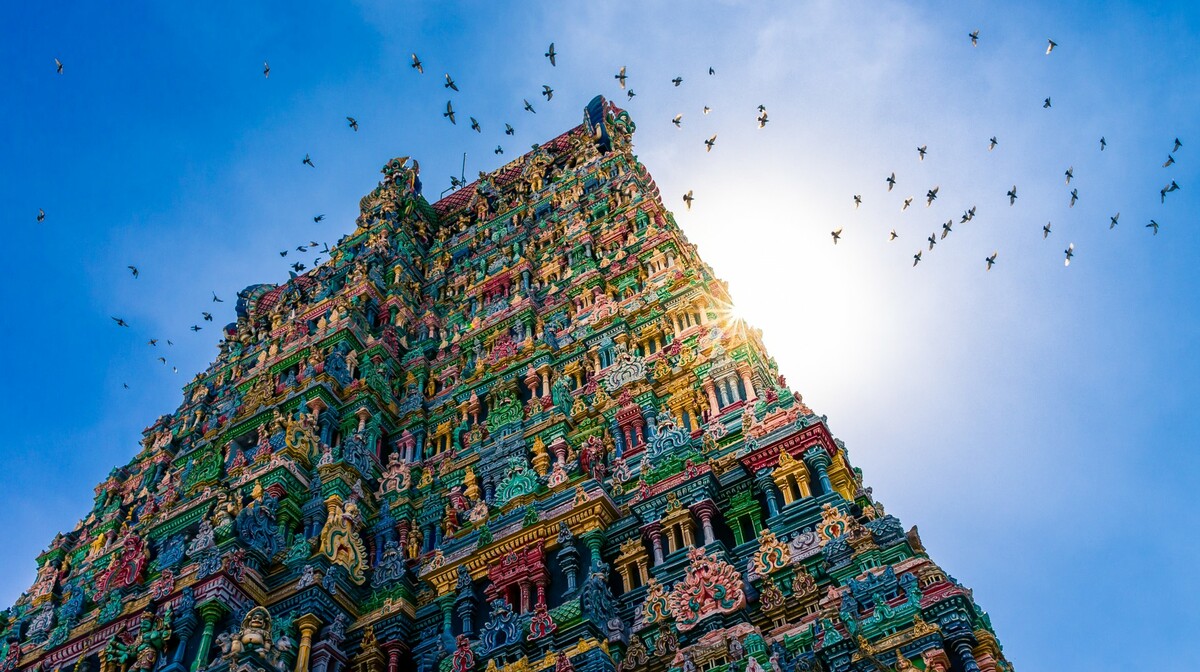 Meenakshi Amman, putovanja zrakoplovom, Mondo travel, daleka putovanja