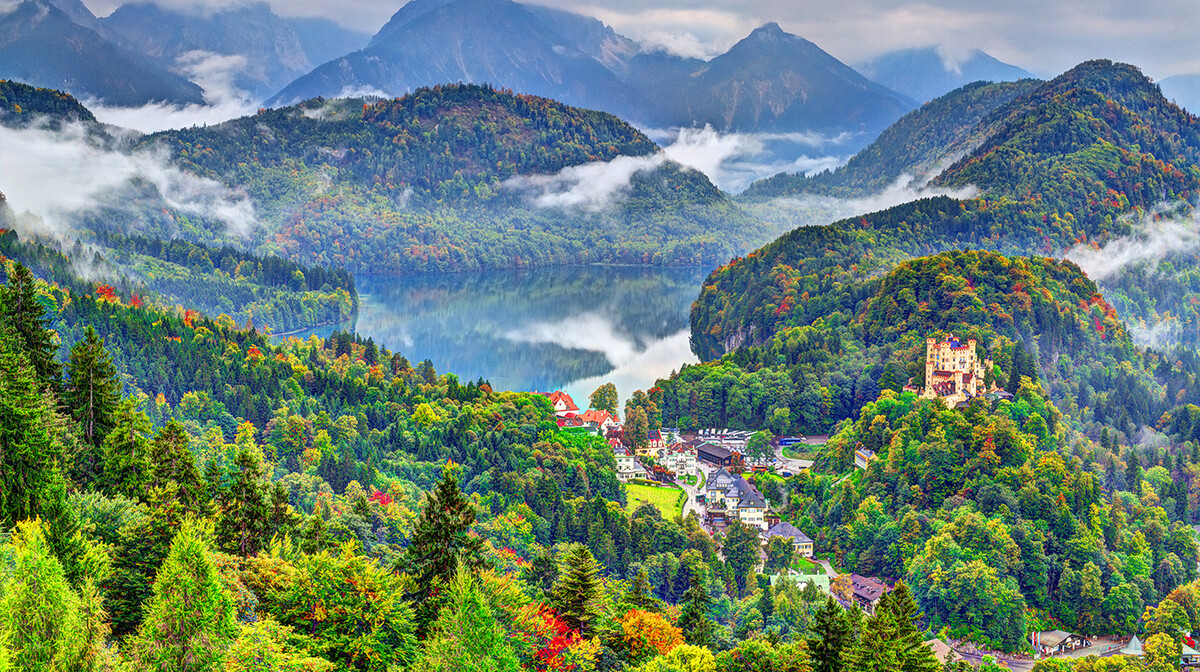 panoramski pogled na dvorac Hohenschwangau, autobusna putovanja, Mondo travel, europska putovanja