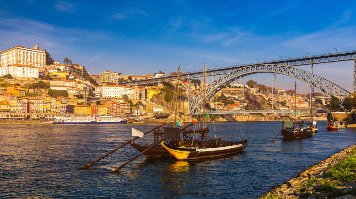 Portugal, Porto - Port wine boats, Dom Luis bridge