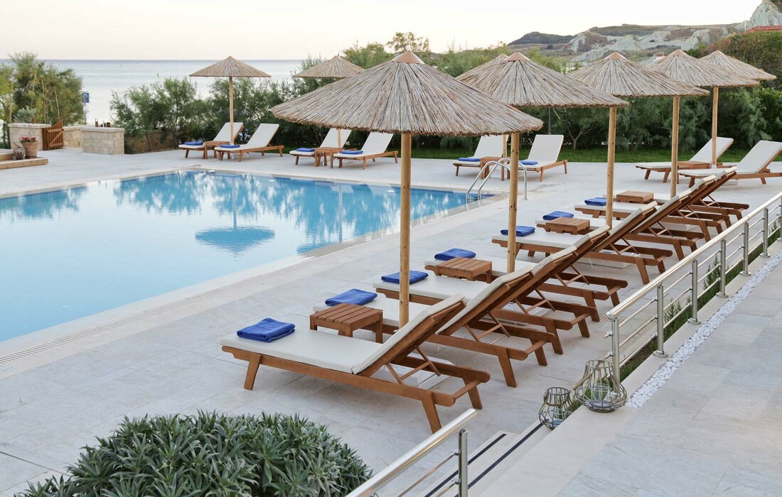 Kefalonija ljeto na mediteranu, Lixuri, Hotel Costa Rossa, bazen