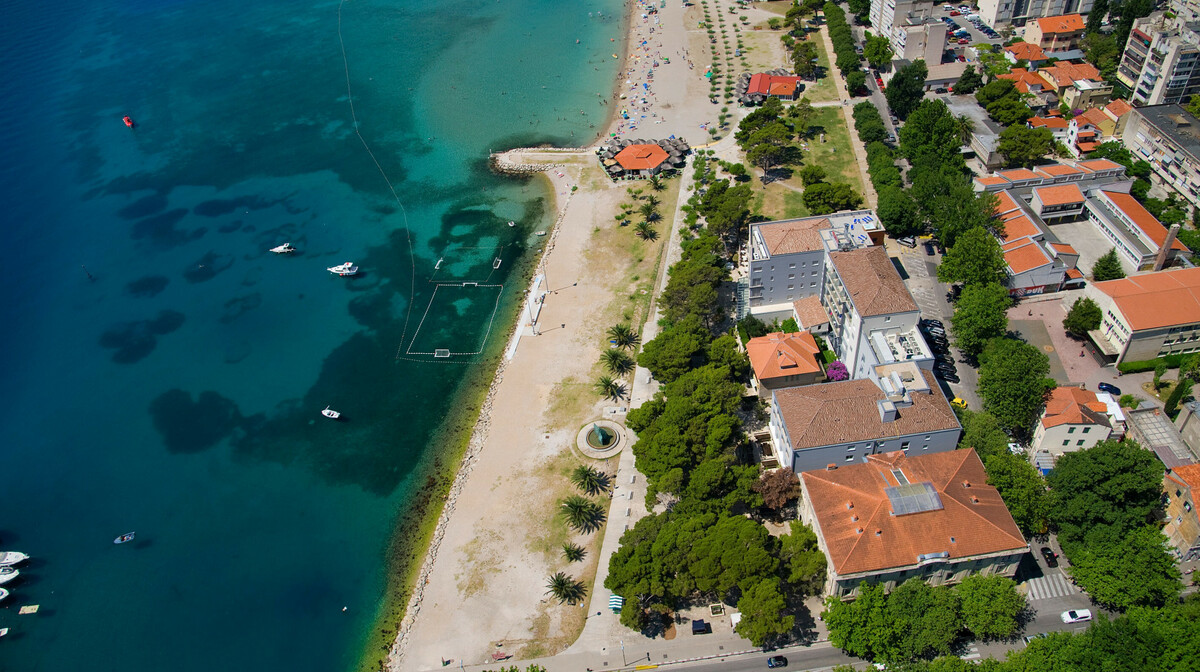 Omiš, Hotel Plaža, panorama